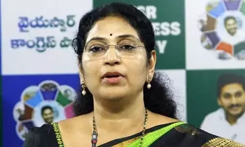 చీఫ్ మినిస్టర్ కాదు... చీటింగ్ మాస్టర్: చంద్రబాబుపై మహిళా ఎమ్మెల్సీ ఫైర్