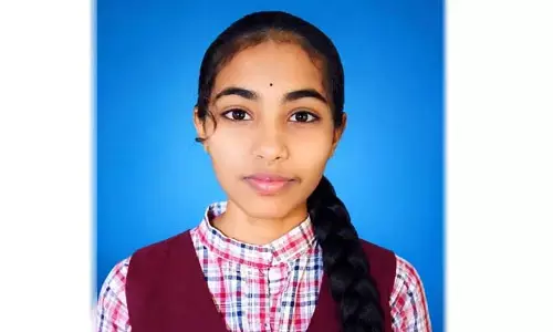 బాసర ట్రిపుల్ ఐటీలో సీటు సాధించిన మల్లాపూర్ విద్యార్థిని