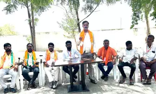 ధాన్యం కొనుగోళ్లను పూర్తి చేయండి : బీజేపీ జిల్లా ఉపాధ్యక్షులు కావటి ముత్యాలు