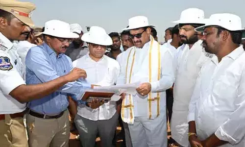 శంకుస్థాపన నిర్మాణ పనులను పరిశీలించిన వ్యవసాయ సహకార శాఖ ముఖ్య కార్యదర్శి