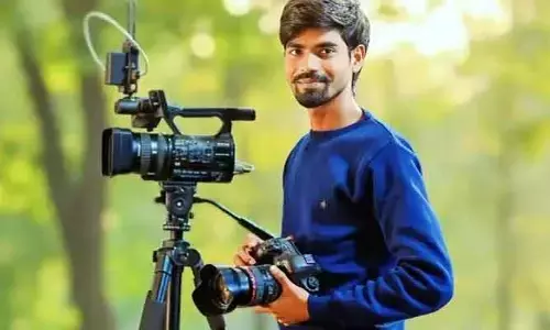 రోడ్డు ప్రమాదంలో యువ ఫోటోగ్రాఫర్ మృతి..