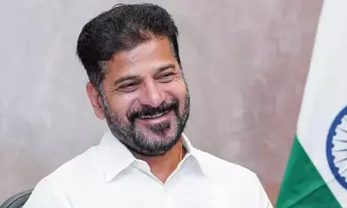 రాష్ట్రంలో పాఠశాల విద్య మెరుగుపడింది.. విద్యాశాఖ సమీక్షలో సీఎం రేవంత్ రెడ్డి