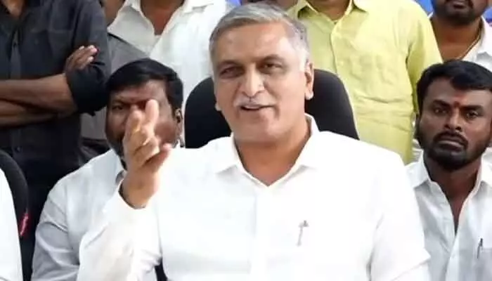 నా పుట్టుక.. చావు బీఆర్ఎస్లోనే: హరీశ్ రావు ఎమోషనల్ కామెంట్స్ నా పుట్టుక.. చావు బీఆర్ఎస్లోనే: హరీశ్ రావు ఎమోషనల్ కామెంట్స్