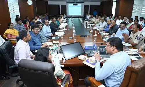 ఐటీ కారిడార్‌కు వ‌ర‌ద ముప్పు త‌ప్పిద్దాం.. 15 రోజుల్లో ప‌రిష్కారానికి ప్ర‌ణాళిక‌లు