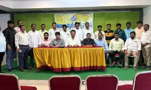 ఫ్యూచర్‌ సిటీలో జర్నలిస్టులకు ఇండ్ల స్థలాలు ఇవ్వాలి