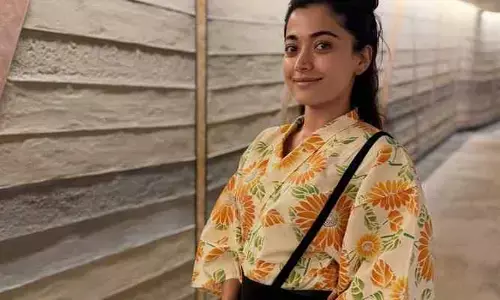 ర‌ష్మికకు పెరిగిన క్రేజ్…హీరోలను మించిన రెమ్యునరేషన్!