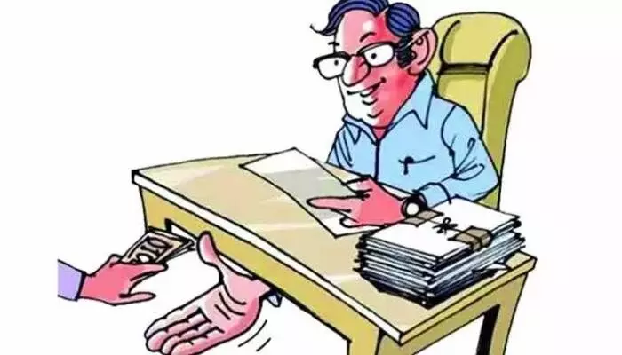 వ్యవసాయ శాఖలో అక్రమార్కులు వ్యవసాయ శాఖలో అక్రమార్కులు