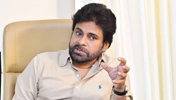 ఆంధ్రా పేపర్ మిల్స్కు షోకాజు నోటీసులు పంపండి: డిప్యూటీ CM పవన్ ఆదేశం ఆంధ్రా పేపర్ మిల్స్కు షోకాజు నోటీసులు పంపండి: డిప్యూటీ CM పవన్ ఆదేశం