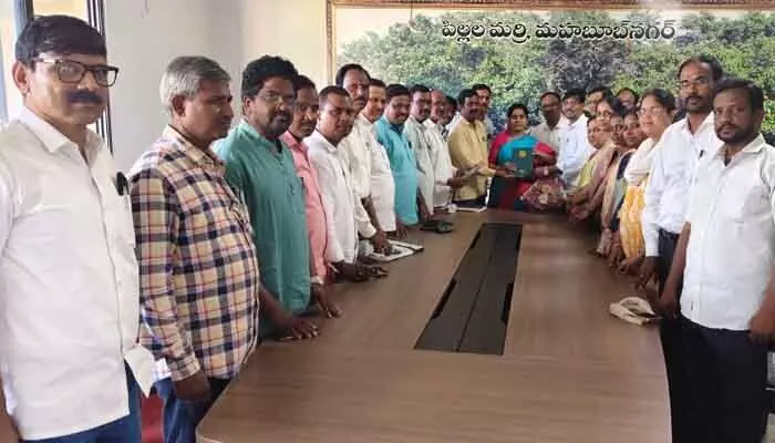 అవినీతిరహిత సేవలందించాలి : టీఎస్ యూటీఎఫ్ అవినీతిరహిత సేవలందించాలి : టీఎస్ యూటీఎఫ్