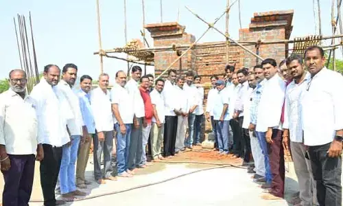 గోదావరి పుష్కరాలకు రూ.100 కోట్ల నిధులు విడుదల :  మంత్రి అడ్లూరి లక్ష్మణ్
