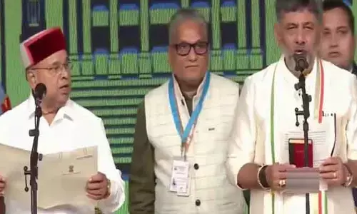 కర్ణాటక సీఎంగా డీకే శివకుమార్ ప్రమాణం.. హాజరైన పలువురు ప్రముఖులు
