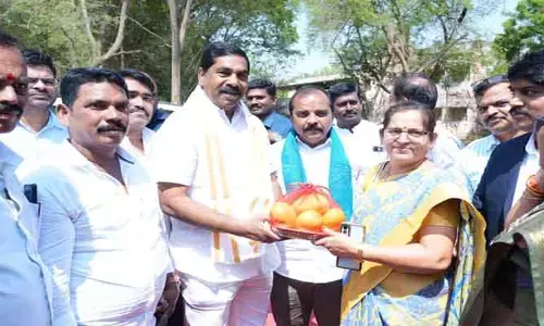 కోటి మంది మహిళలను కోటీశ్వరులను చేయడమే ప్రజా ప్రభుత్వ లక్ష్యం :  ఎంపీ క‌డియం కావ్య