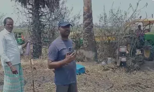 పర్మిషన్ ఉందా? అన్న రైతు ప్రశ్నతో ఆగిన మట్టి తవ్వకాలు