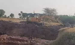 తుంగకుంటలో అక్రమ మట్టి దందా