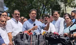 చెన్నూరు మాజీ ఎమ్మెల్యే బాల్క సుమన్‌ను జైలులో పరామర్శించిన కేటీఆర్