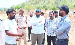 ధాన్యం కొనుగోళ్లు వేగవంతం చేయాలి: జిల్లా కలెక్టర్