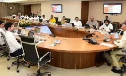 CM అధ్యక్షతన కేబినెట్ భేటీ: పలు కీలక నిర్ణయాలకు గ్రీన్ సిగ్నల్