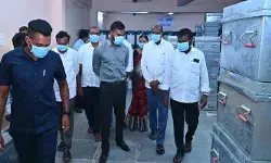 ఈవీఎం గోదాము తనిఖీ చేసిన జిల్లా కలెక్టర్