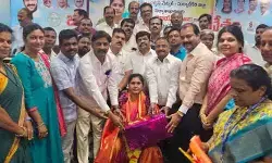 ఆమె సేవలు అభినందనీయం