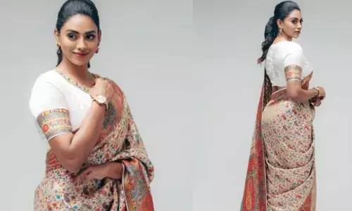 Kamakshi Bhaskarla: పొలిమేర బ్యూటీ గ్లామర్ షో.. చూస్తే చూపు తిప్పుకోలేరు!