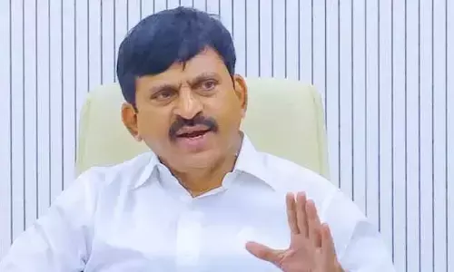 కేటీఆర్‌కు నాపై కాస్త ప్రేమ ఎక్కువే.. మంత్రి పొంగులేటి ఆసక్తికర వ్యాఖ్యలు