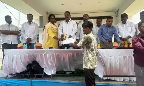విద్యార్థుల్లో ప్రతిభ వికాసానికి సమ్మర్ క్యాంప్‌లు దోహదం : ఎమ్మెల్యే ప్రకాష్ గౌడ్