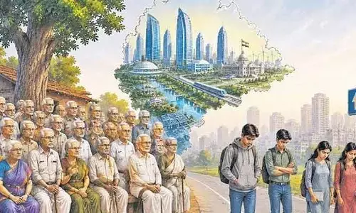 పుట్టిన ఊర్లో బతకలేని వృద్ధులు..!