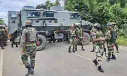 మణిపూర్‌‌లో మళ్లీ మొదలైన హింస.. ముగ్గురు పౌరులు దుర్మరణం