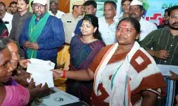 అడవి బిడ్డలకు అండగా మంత్రి సీతక్క..