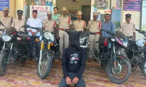 వాహన దొంగల ముఠా అరెస్ట్..