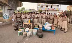 మున్సిపాలిటీలోని 15, 16 వ వార్డుల పరిధిలో కార్డన్ అండ్ సెర్చ్