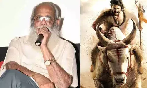 ‘వారణాసి’ స్టోరీ లీక్ చేసిన విజయేంద్ర ప్రసాద్.. ఆ ఇద్దరి మధ్యే యుద్ధం అంటూ ఆసక్తికర కామెంట్స్