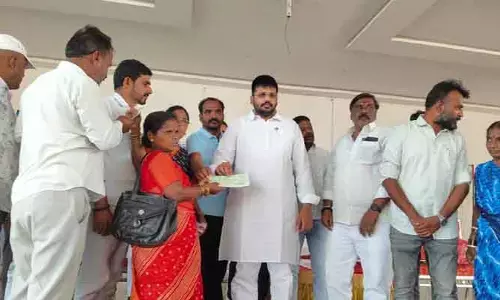 గత ప్రభుత్వం అప్పుల పాలు చేసింది :  ఎమ్మెల్యే మైనంప‌ల్లి రోహిత్ రావు