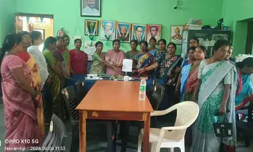  ప్రీ ప్రైమరీ పాఠశాలలుగా మార్చే నిర్ణయాన్ని తక్షణమే రద్దు చేయాలి 