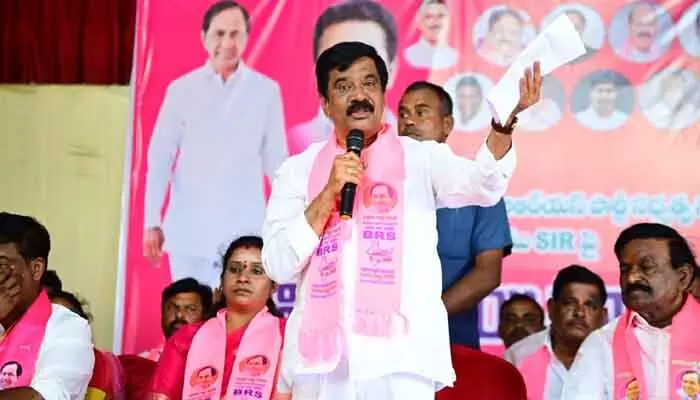 కేసీఆర్ నాయకత్వమే.. తెలంగాణకుశ్రీరామరక్ష..! కేసీఆర్ నాయకత్వమే.. తెలంగాణకుశ్రీరామరక్ష..!