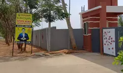 స్వర్గసీమ’ వెంచర్ యాజమాన్యం పెద్ద డ్రామా.. గిఫ్ట్ డీడ్ చేసినా రూ. 5 కోట్ల పంచాయతీ భూమి కబ్జా!