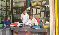 నాసిరకం విత్తనాలు రైతులకు సరఫరా చేస్తే షాపులు సీజ్:డీఏవో