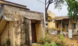 శిథిలావస్థలో వ్యవసాయ శాఖ కార్యాలయం శిథిలావస్థలో వ్యవసాయ శాఖ కార్యాలయం