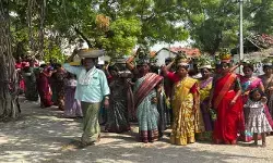 తాళ్లపల్లిలో ఘనంగా పోచమ్మ బోనాలు తాళ్లపల్లిలో ఘనంగా పోచమ్మ బోనాలు