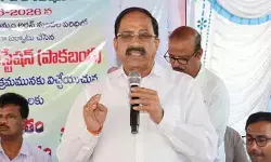 డిస్ట్రిబ్యూషన్ వ్యవస్థలను బలోపేతం చేయాలి: మంత్రి తుమ్మల డిస్ట్రిబ్యూషన్ వ్యవస్థలను బలోపేతం చేయాలి: మంత్రి తుమ్మల