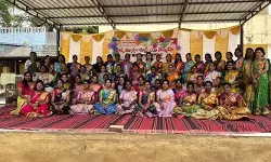 ఆర్మూర్లో ప్రభుత్వ బాలికల పాఠశాల పూర్వ విద్యార్థుల అపూర్వ సమ్మేళనం.. ఆర్మూర్లో ప్రభుత్వ బాలికల పాఠశాల పూర్వ విద్యార్థుల అపూర్వ సమ్మేళనం..