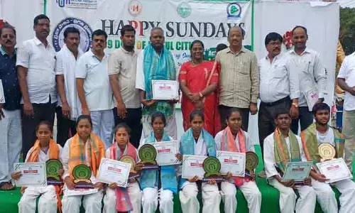 కరాటే మాస్టర్లకు ప్రత్యేక సత్కారం