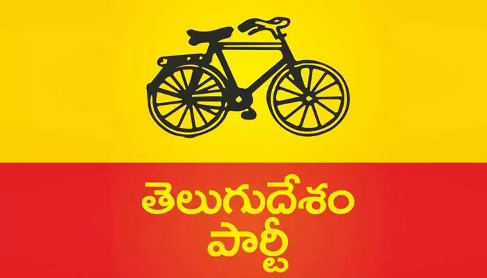 వారికి టీడీపీ బుజ్జగింపులు. ఫోన్ చేసి వివరణ వారికి టీడీపీ బుజ్జగింపులు. ఫోన్ చేసి వివరణ