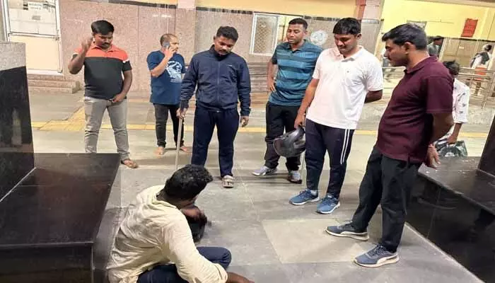 కేసముద్రం మండలంలో గంజాయి నిర్మూలనకు నైట్ బైక్ పెట్రోలింగ్ కేసముద్రం మండలంలో గంజాయి నిర్మూలనకు నైట్ బైక్ పెట్రోలింగ్