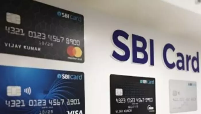 SBI: ఎస్బీఐ క్రెడిట్ కార్డ్ వినియోగదారులకు షాక్ SBI: ఎస్బీఐ క్రెడిట్ కార్డ్ వినియోగదారులకు షాక్