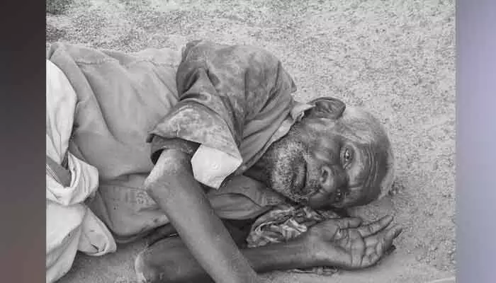 రోడ్డు ప్రమాదంలో గుర్తుతెలియని వృద్ధుడు మృతి రోడ్డు ప్రమాదంలో గుర్తుతెలియని వృద్ధుడు మృతి