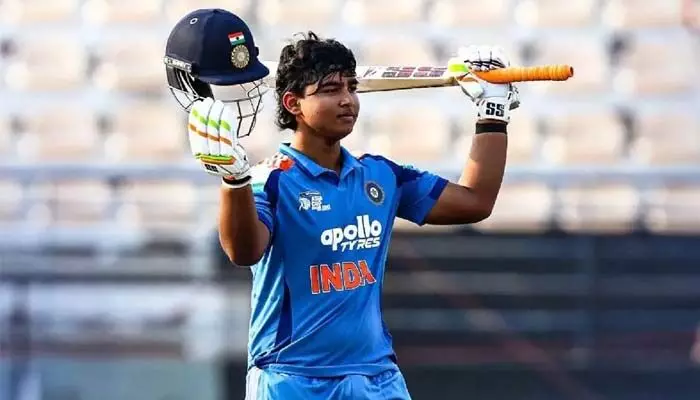 వైభవ్ కోసం బీసీసీఐ ప్రత్యేక ఏర్పాట్లు.. అతని తల్లిదండ్రులకు స్పెషల్ పర్మిషన్ వైభవ్ కోసం బీసీసీఐ ప్రత్యేక ఏర్పాట్లు.. అతని తల్లిదండ్రులకు స్పెషల్ పర్మిషన్