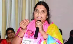 గ్యాస్ వినియోగదారులపై అదనపు భారం మోపొద్దు: మాజీ కార్పొరేటర్, బీఆర్ఎస్ నాయకురాలు గ్యాస్ వినియోగదారులపై అదనపు భారం మోపొద్దు: మాజీ కార్పొరేటర్, బీఆర్ఎస్ నాయకురాలు