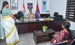ప్రజావాణిలో ఫిర్యాదులను స్వీకరించిన సీపీ