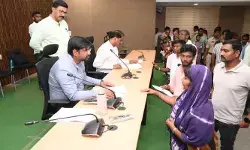 ప్రజావాణి దరఖాస్తులపై క్షేత్రస్థాయి పరిశీలన చేయాలి ప్రజావాణి దరఖాస్తులపై క్షేత్రస్థాయి పరిశీలన చేయాలి